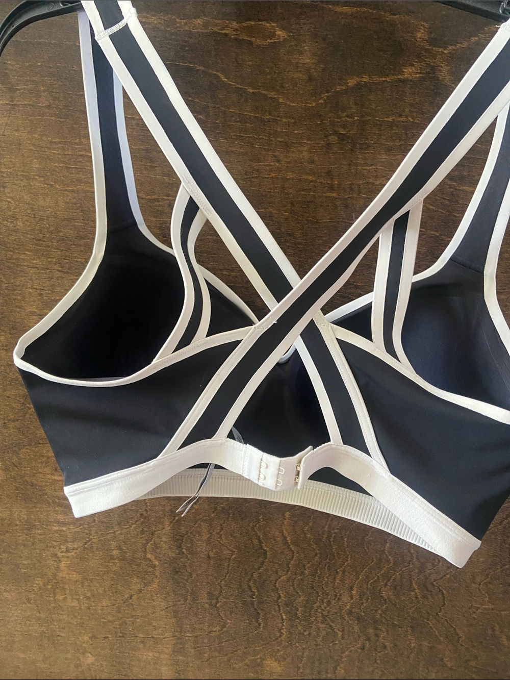 VSX Incredible Max Sports Bra in Black with White Trim & Strappy Back size 34DDD - Picture 8 of 16